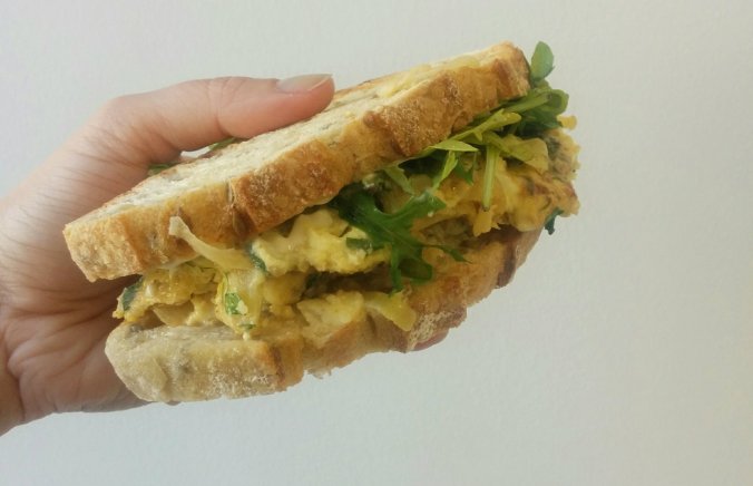 Omelette sandwich